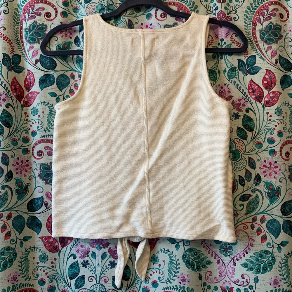 MADEWELL Texture & Thread Button Front Tie Tank - Picture 6 of 9